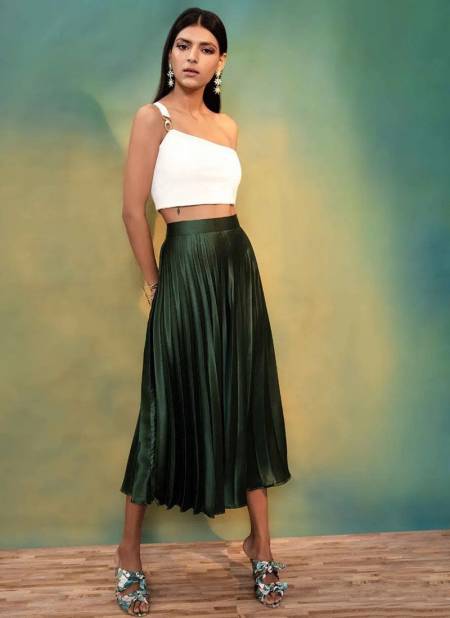 Dark Green Colour Divya Nayka Solid Soft Satin Fancy Skirt Collection DF-NYKAA-5